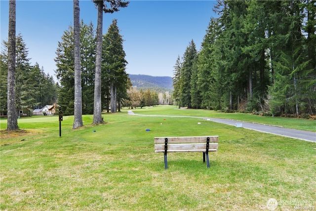 4840 N Lake Cushman Road, Hoodsport, WA 98548