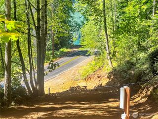 4840 N Lake Cushman Road, Hoodsport, WA 98548