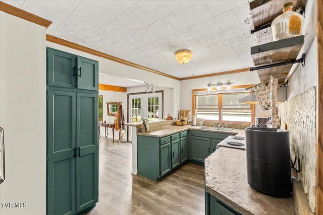 1712 Gray Station Sulphur Springs Road, Jonesborough, TN 37659