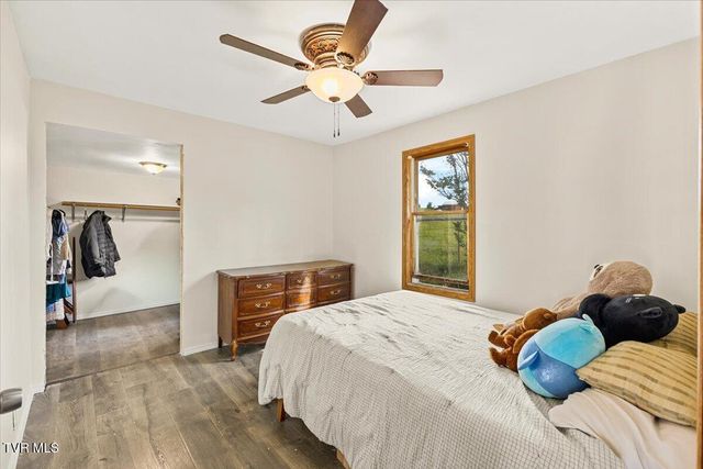 1712 Gray Station Sulphur Springs Road, Jonesborough, TN 37659