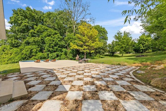 1712 Gray Station Sulphur Springs Road, Jonesborough, TN 37659