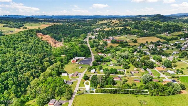 1712 Gray Station Sulphur Springs Road, Jonesborough, TN 37659