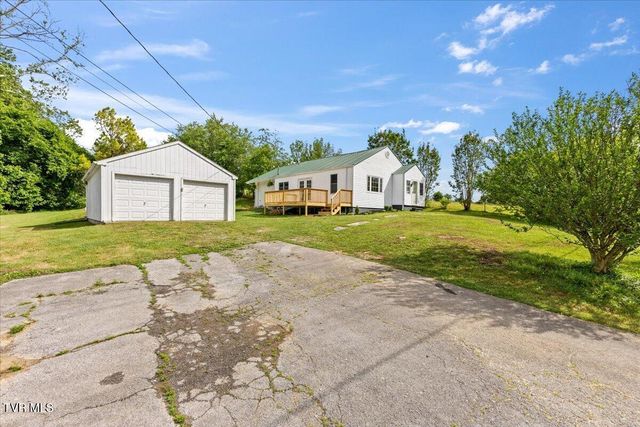 1712 Gray Station Sulphur Springs Road, Jonesborough, TN 37659