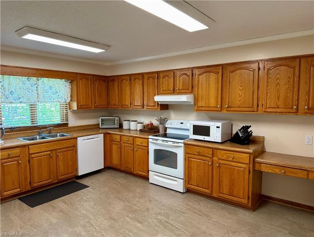 134 Old Mill Road C, High Point, NC 27265