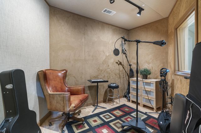 6196 Mt Pisgah Rd, Nashville, TN 37211