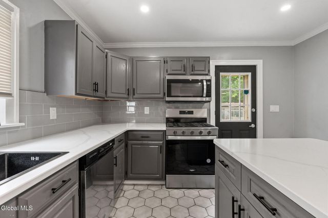 1123 Ardsley Road, Schenectady, NY 12308