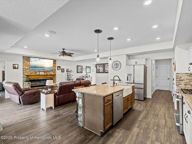 11051 Mirage Avenue, Weeki Wachee, FL 34614