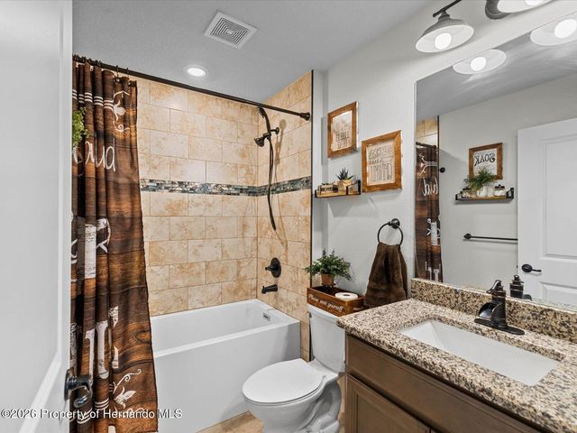 11051 Mirage Avenue, Weeki Wachee, FL 34614