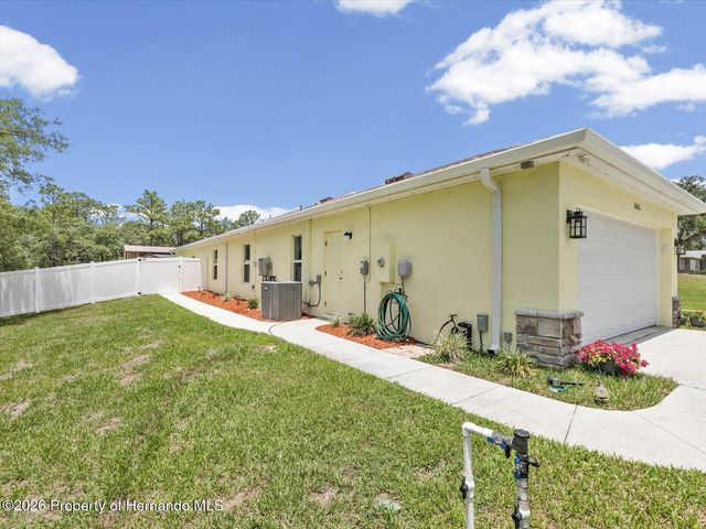 11051 Mirage Avenue, Weeki Wachee, FL 34614
