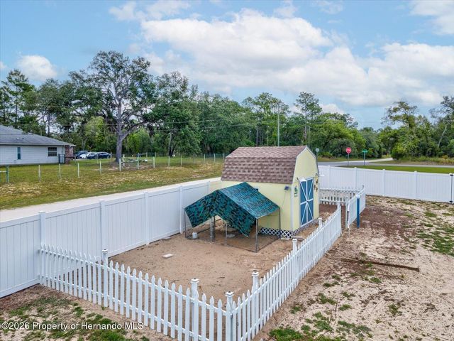 11051 Mirage Avenue, Weeki Wachee, FL 34614