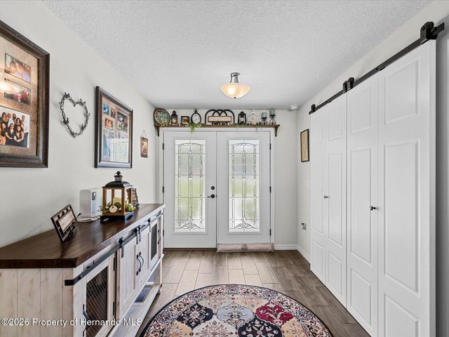 11051 Mirage Avenue, Weeki Wachee, FL 34614
