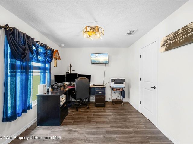11051 Mirage Avenue, Weeki Wachee, FL 34614