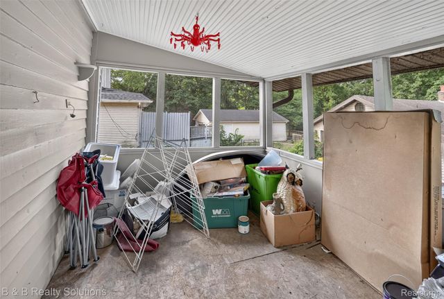 307 N Cherry Street, Flushing, MI 48433