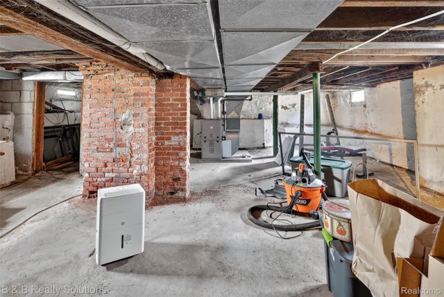 307 N Cherry Street, Flushing, MI 48433