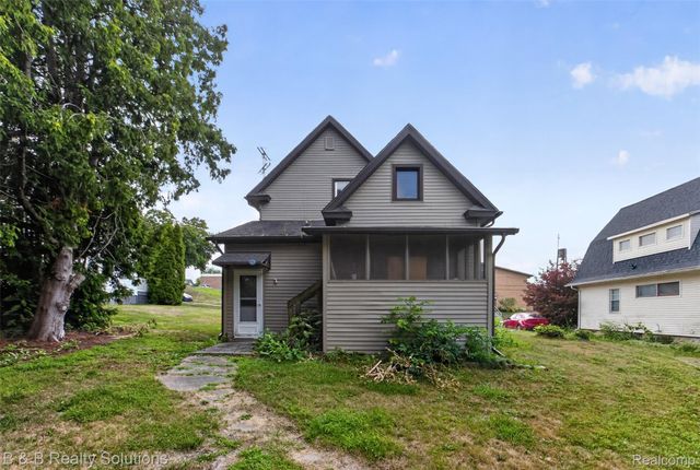 307 N Cherry Street, Flushing, MI 48433