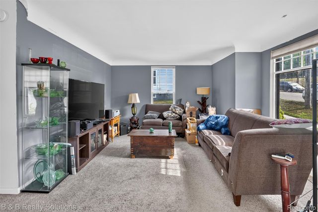 307 N Cherry Street, Flushing, MI 48433