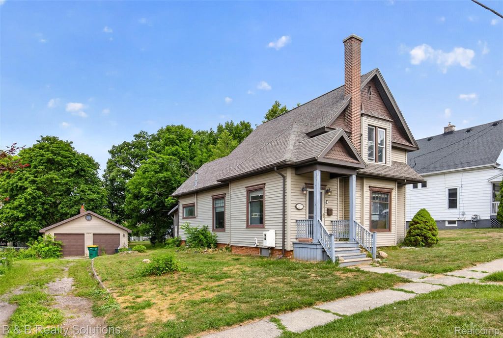 307 N Cherry Street, Flushing, MI 48433