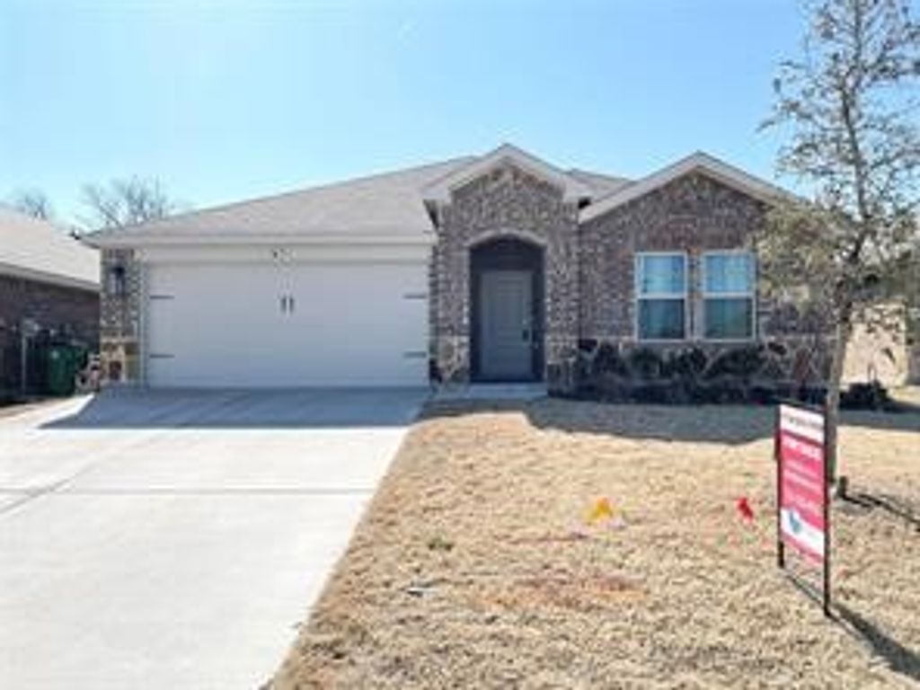 114 Secretariat Lane, Caddo Mills, TX 75135