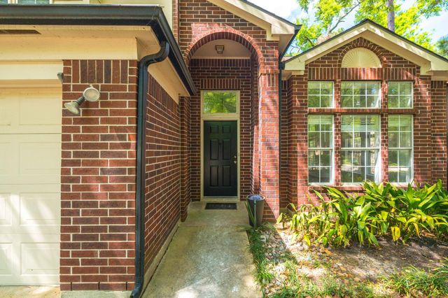 34 E Trillium Circle, The Woodlands, TX 77381