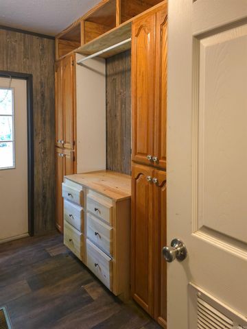 104 Cove Chapel Road, Springfield, AR 72157