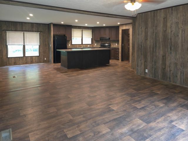 104 Cove Chapel Road, Springfield, AR 72157