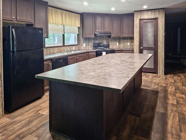 104 Cove Chapel Road, Springfield, AR 72157