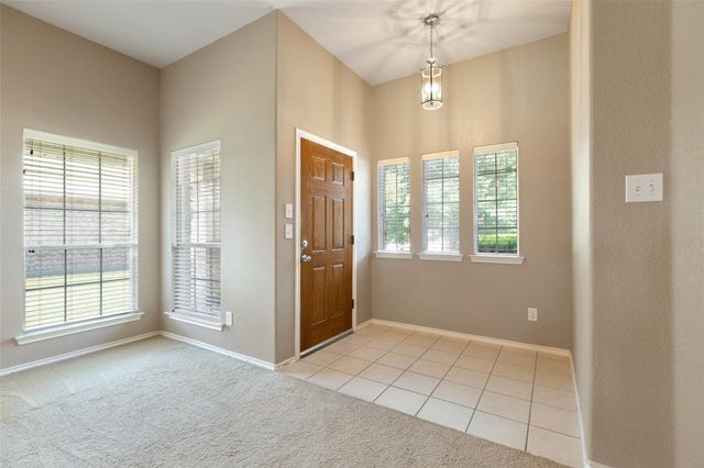 5739 Derek Way, Grand Prairie, TX 75052