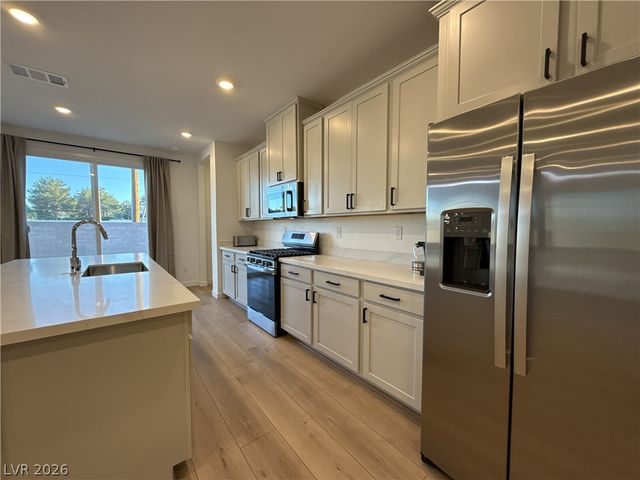 4185 Paragon Crest Court, Las Vegas, NV 89120
