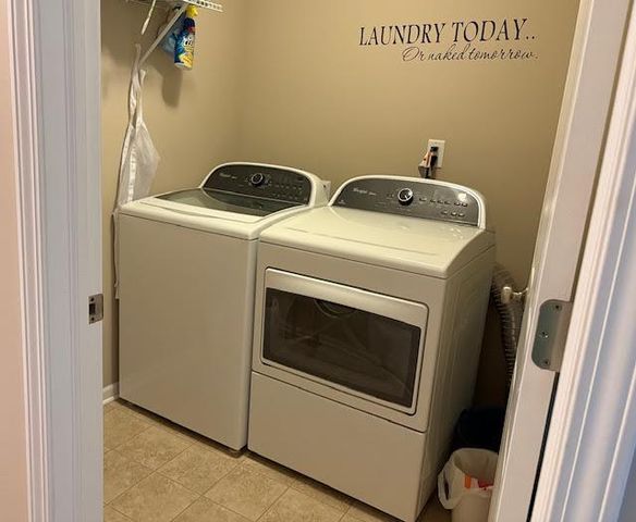 7614 E 111th Lane, Crown Point, IN 46307