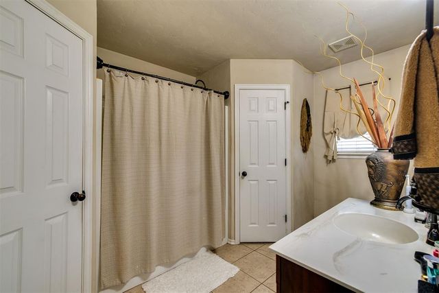 421 Hidden Creek Way, Oklahoma City, OK 73117