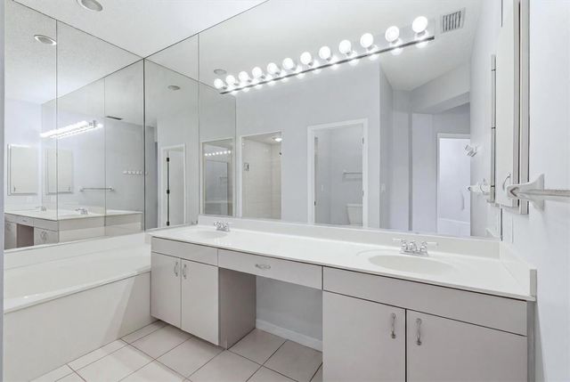 4636 DEER TRAIL BOULEVARD, Sarasota, FL 34238