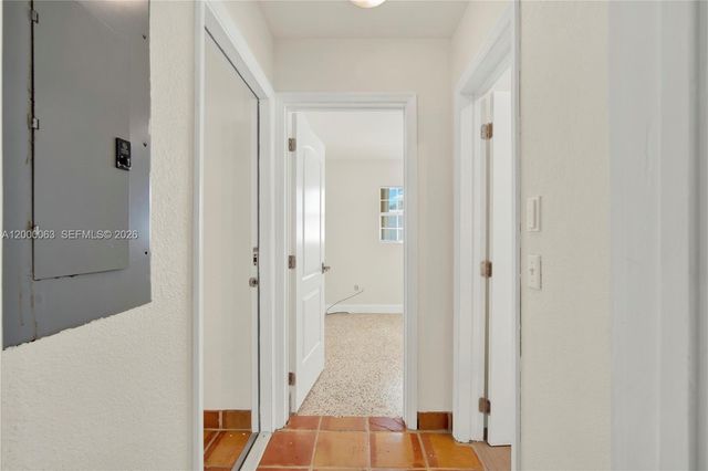 9401 Jamaica Dr, Cutler Bay, FL 33189