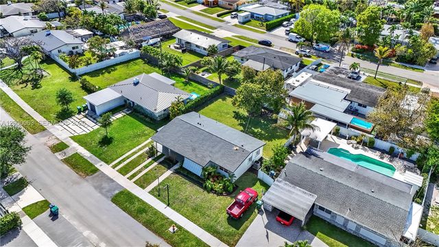 9401 Jamaica Dr, Cutler Bay, FL 33189