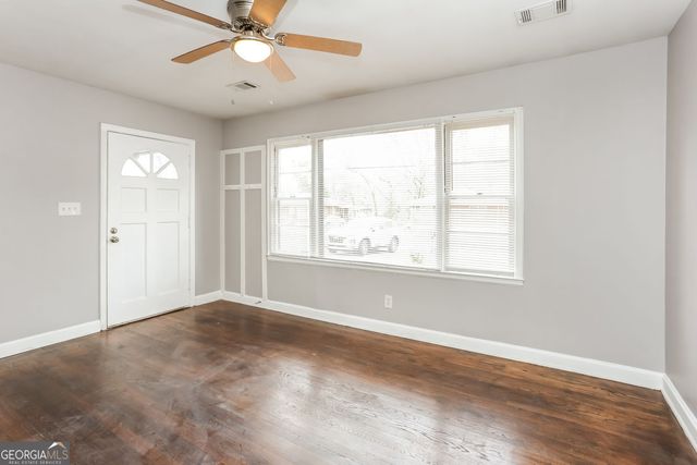 811 Dennis Drive, Forest Park, GA 30297