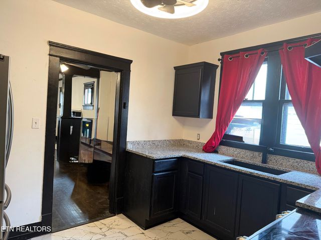 2529 Woodbine Ave, Knoxville, TN 37914