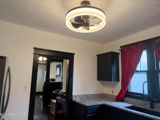 2529 Woodbine Ave, Knoxville, TN 37914