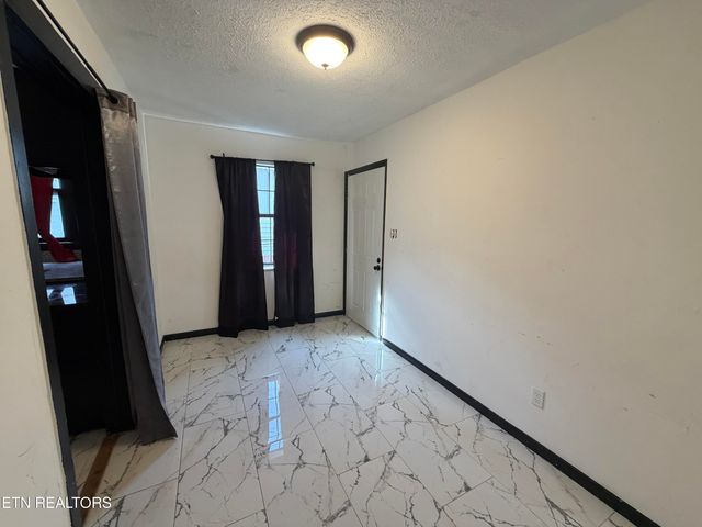 2529 Woodbine Ave, Knoxville, TN 37914