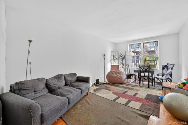 2105 Wallace Avenue 2A, Bronx, NY 10462