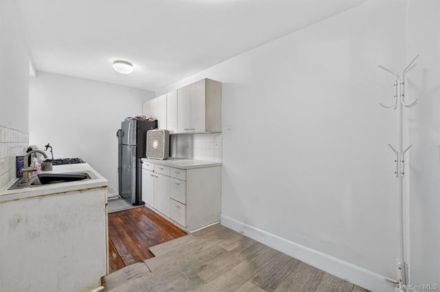 2105 Wallace Avenue 2A, Bronx, NY 10462