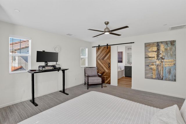 8212 Kramer Ranch Ln, Elk Grove, CA 95758