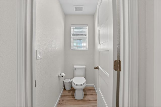 8212 Kramer Ranch Ln, Elk Grove, CA 95758