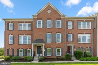 8852 PURPLE IRIS LN #16, Elkridge, MD 21075