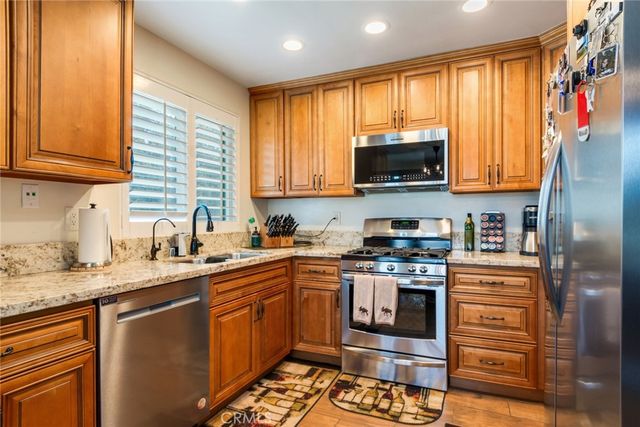 3198 Bexfield Court, Riverside, CA 92503