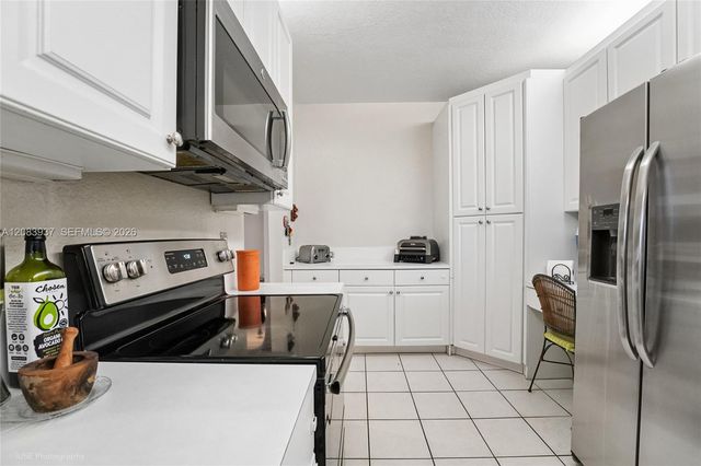 10710 NW 66th Street 313, Doral, FL 33178