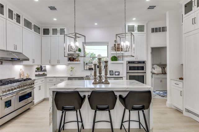 17327 Davenport Road, Dallas, TX 75248