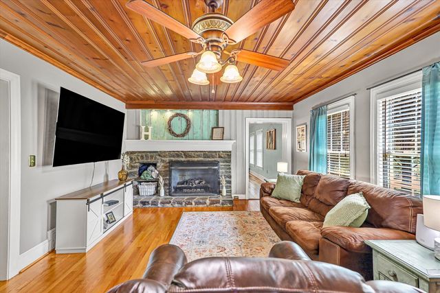 885 S MAIN ST, Rocky Mount, VA 24151