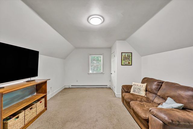 885 S MAIN ST, Rocky Mount, VA 24151