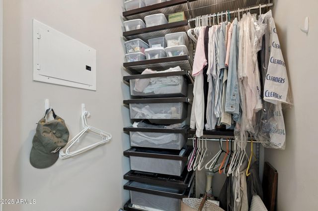 1 E LEXINGTON Avenue 1306, Phoenix, AZ 85012