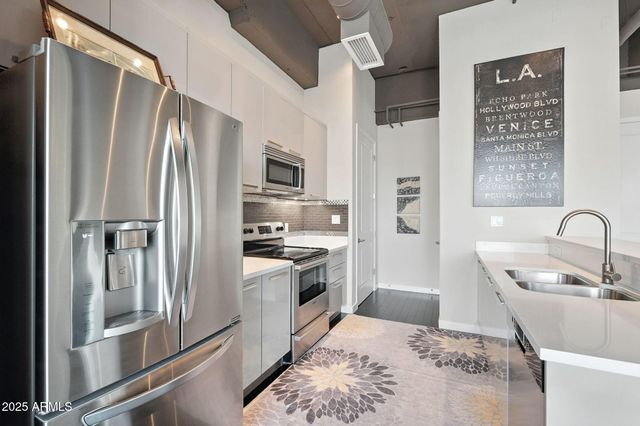 1 E LEXINGTON Avenue 1306, Phoenix, AZ 85012