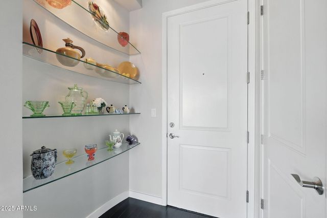 1 E LEXINGTON Avenue 1306, Phoenix, AZ 85012